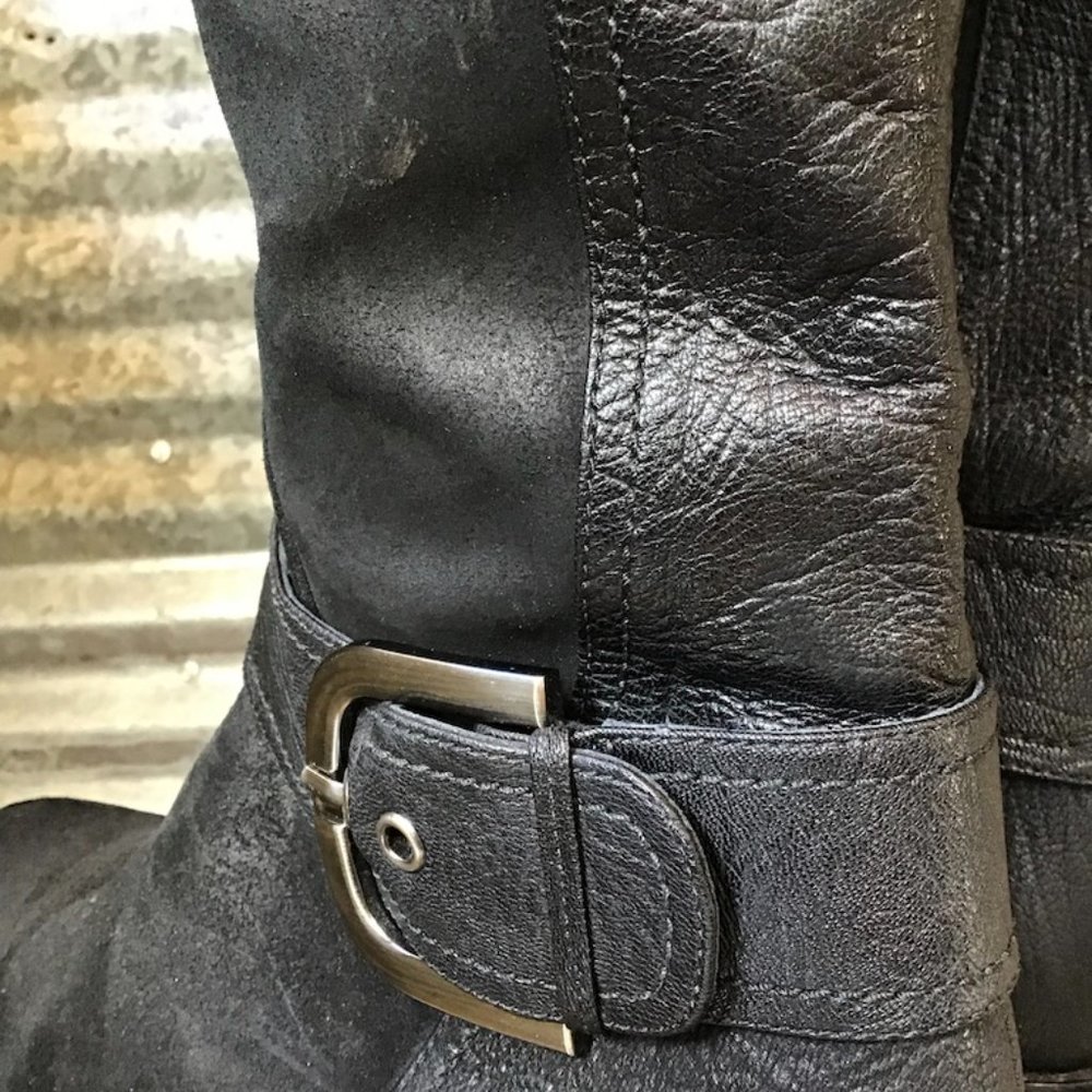 Joan & David Black Mid-calf texture leather boots - Picture 7 of 9